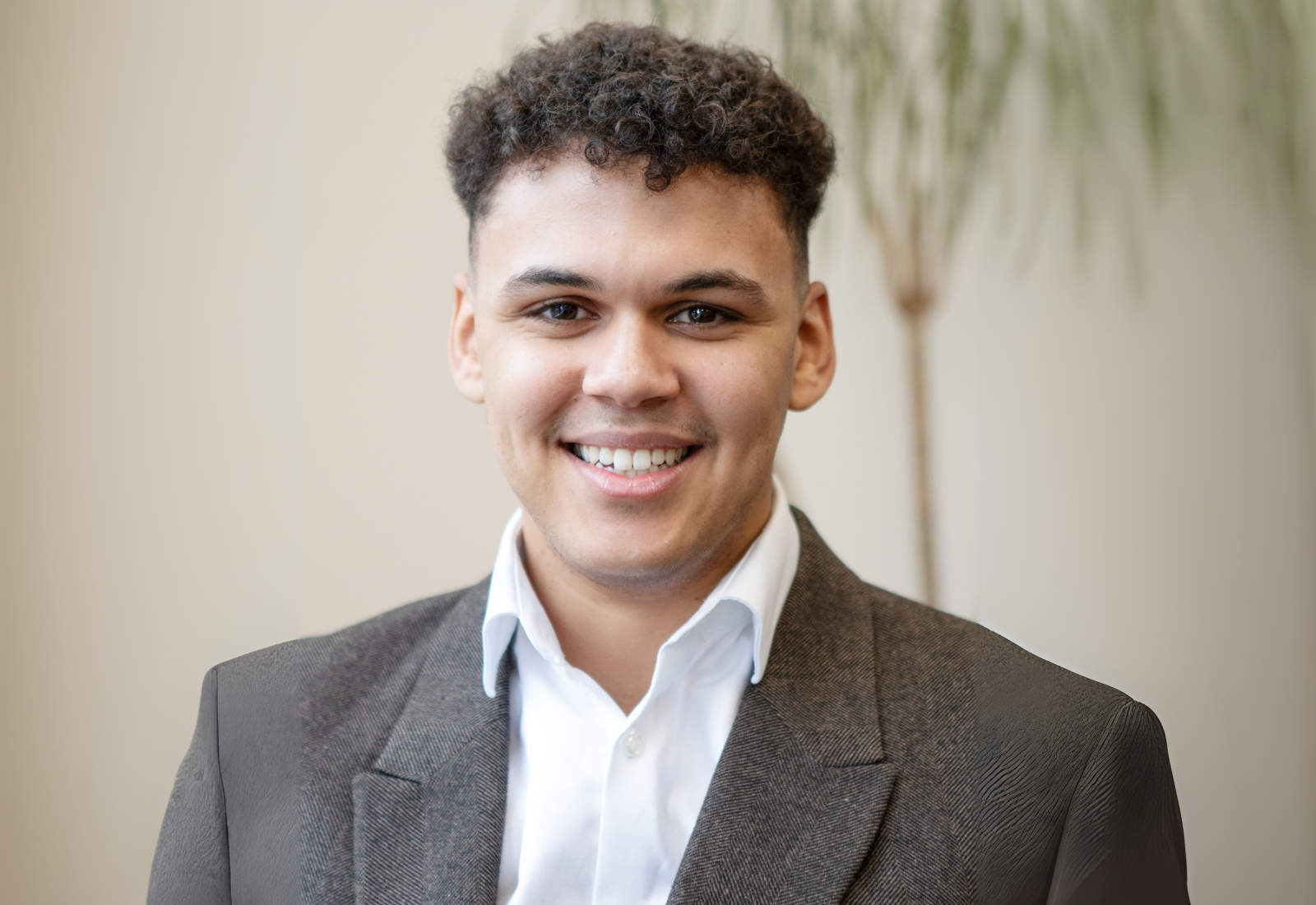 Julian Mann Headshot